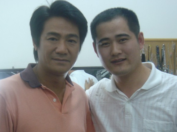 與尹揚明合影
