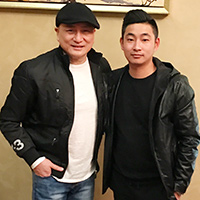 湯鎮(zhèn)業(yè)與經紀人李志