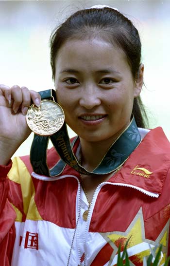 李對(duì)紅